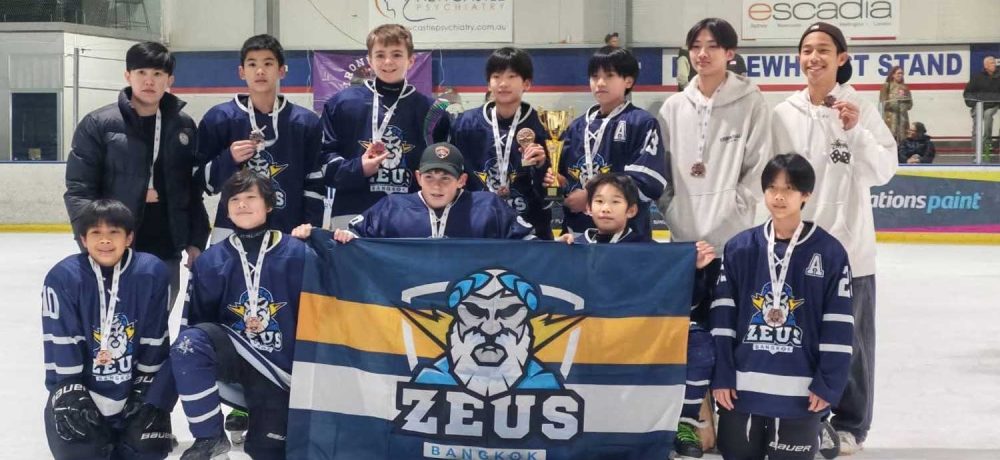our Bangkok Zeus Peewee U13 team skated with heart and came home with the Bronze Medal
